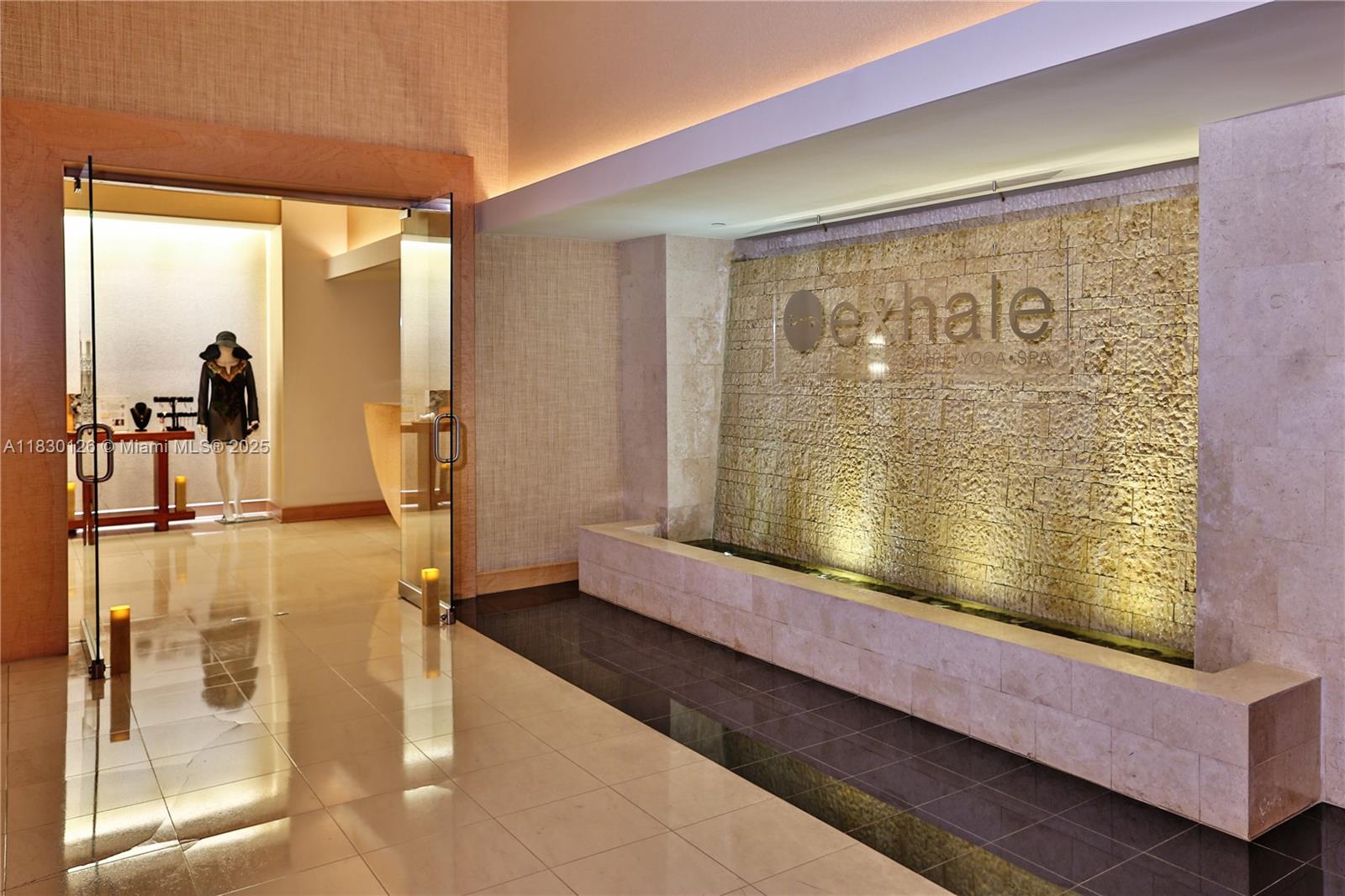 10295 COLLINS AVE HOTEL C - Residential