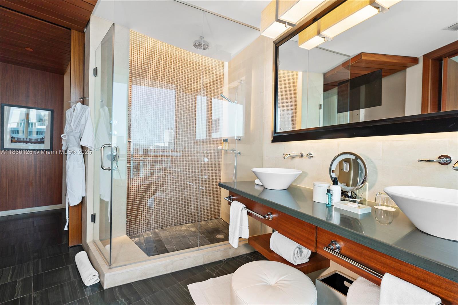 10295 COLLINS AVE HOTEL C - Residential