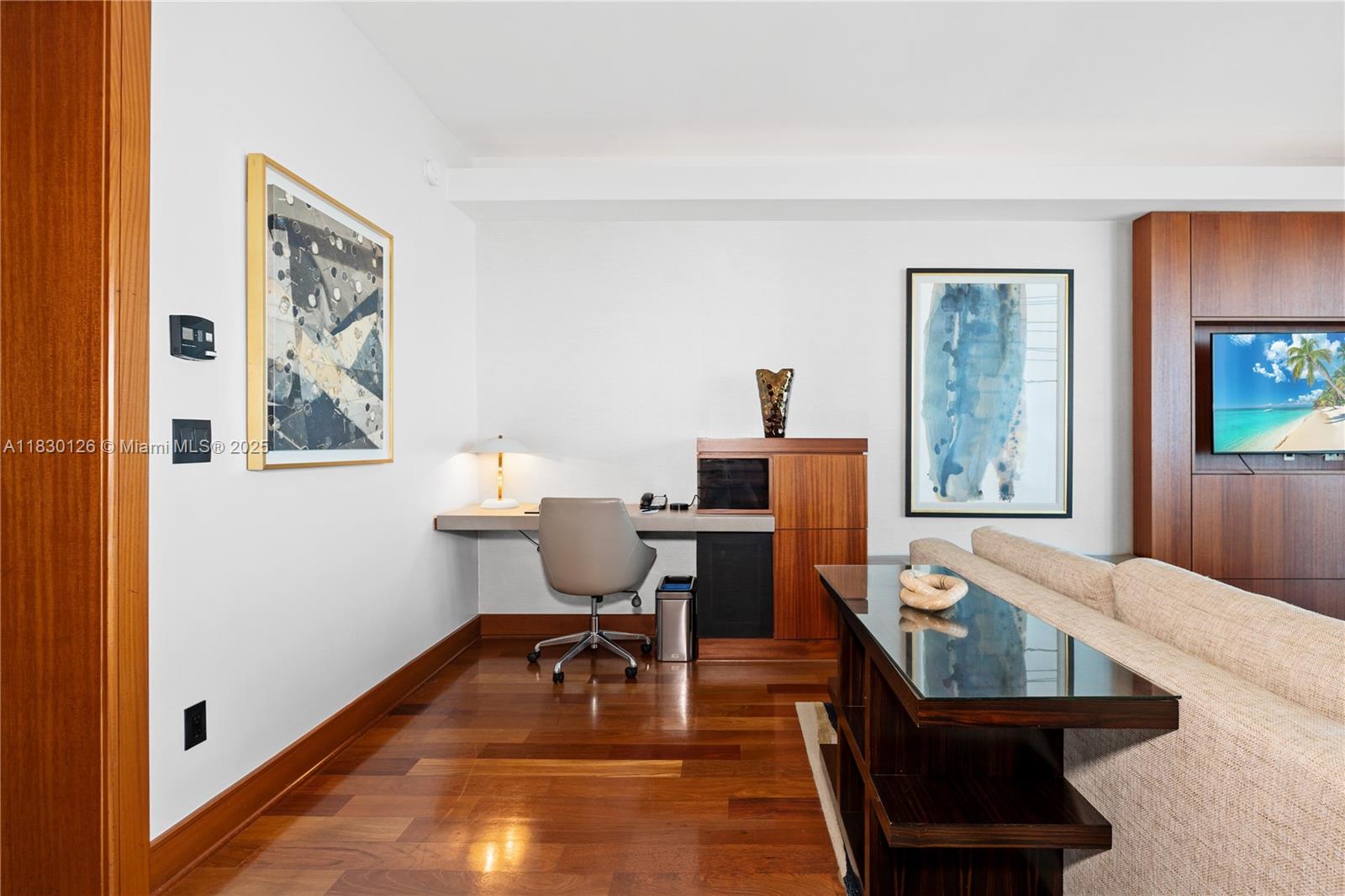 10295 COLLINS AVE HOTEL C - Residential