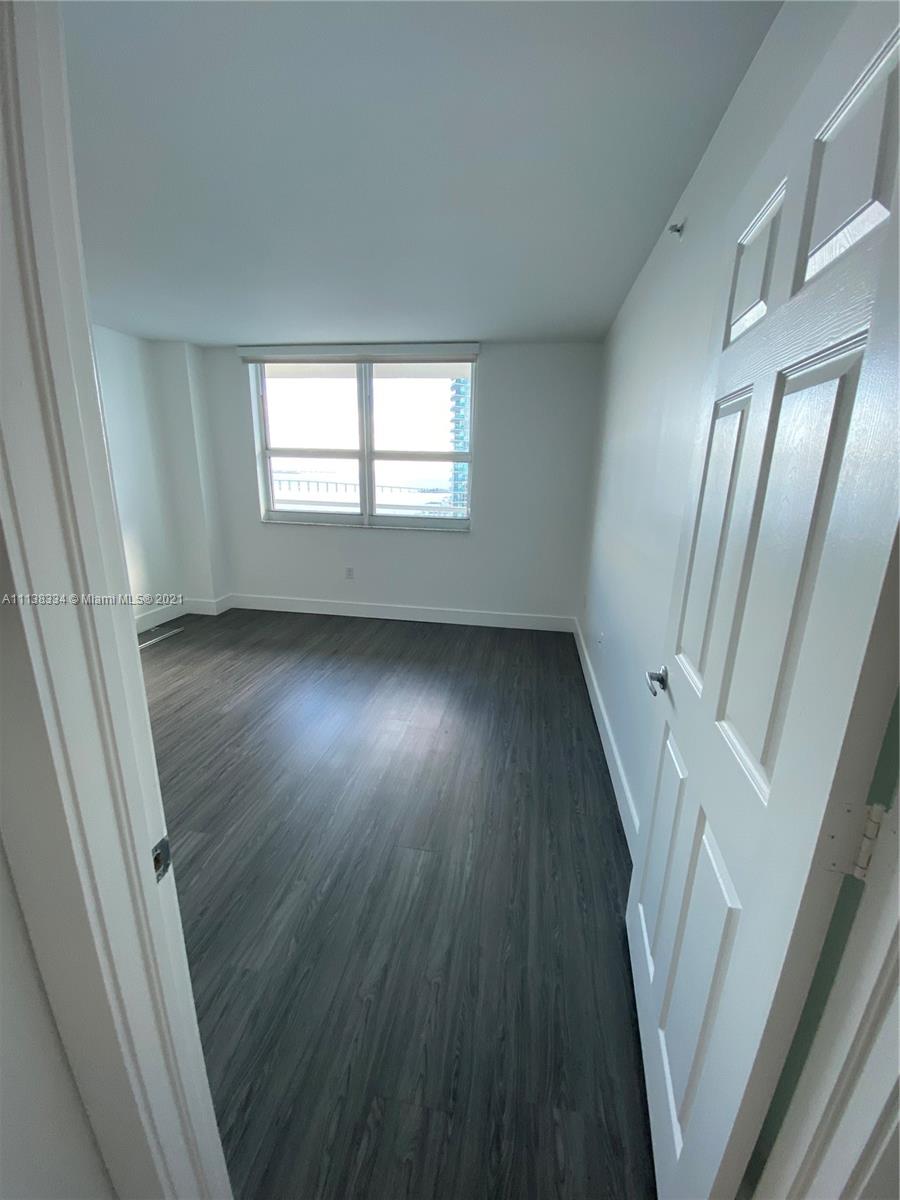 THE MARK ON BRICKELL COND - Residential Lease