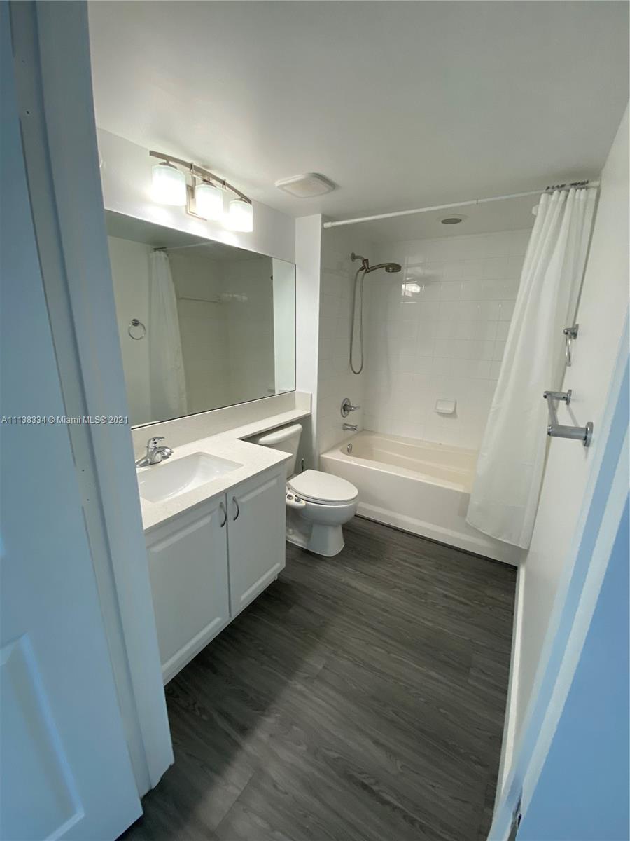 THE MARK ON BRICKELL COND - Residential Lease