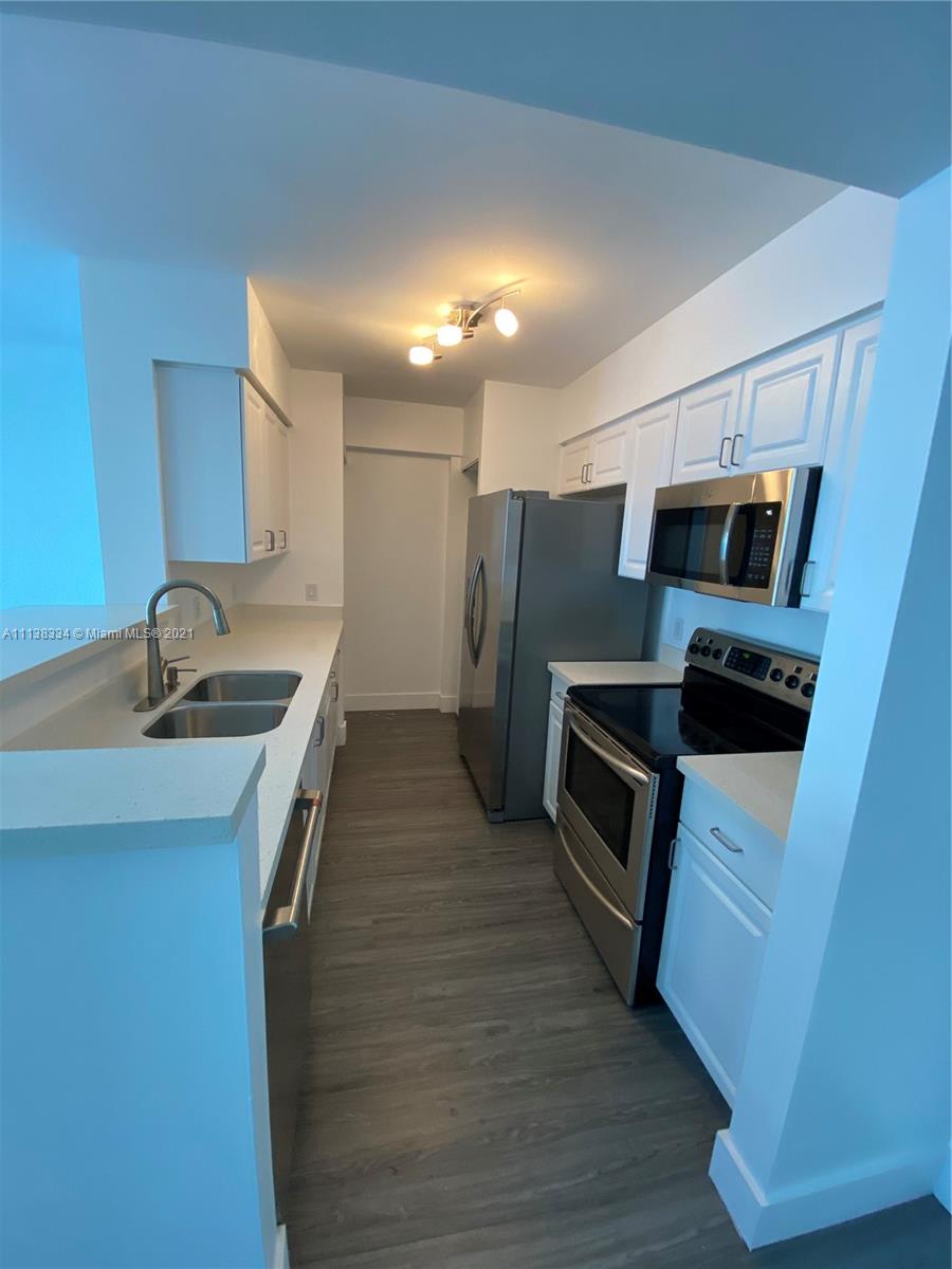 THE MARK ON BRICKELL COND - Residential Lease