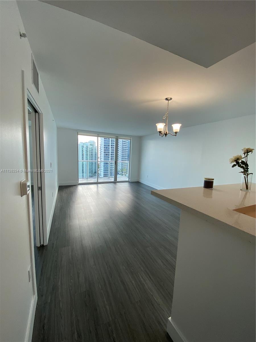 THE MARK ON BRICKELL COND - Residential Lease
