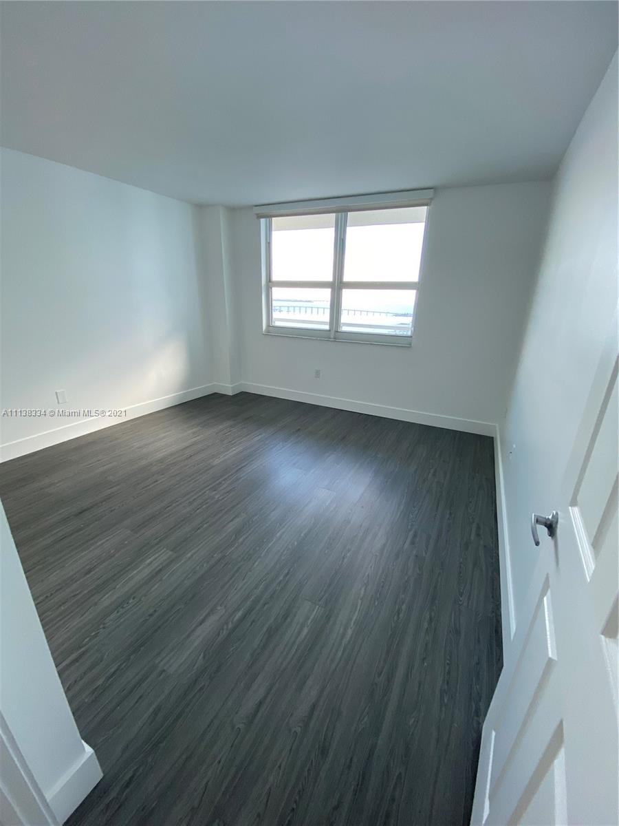 THE MARK ON BRICKELL COND - Residential Lease