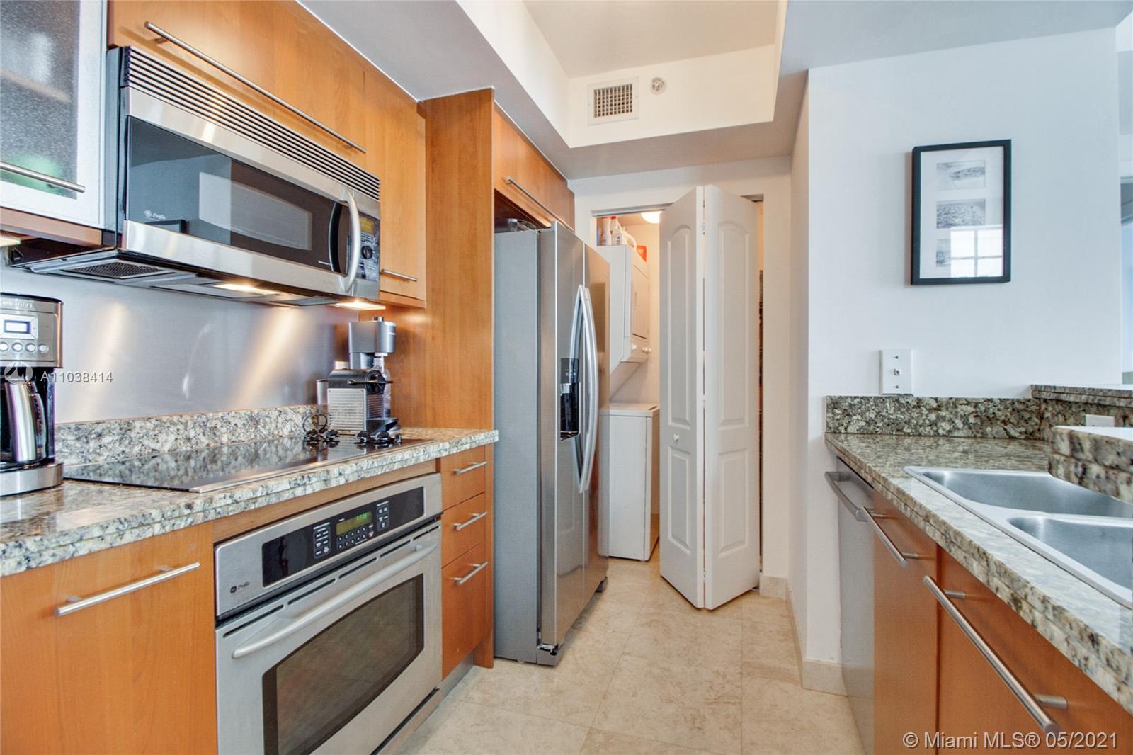 THE COSMOPOLITAN RESIDENC - Residential