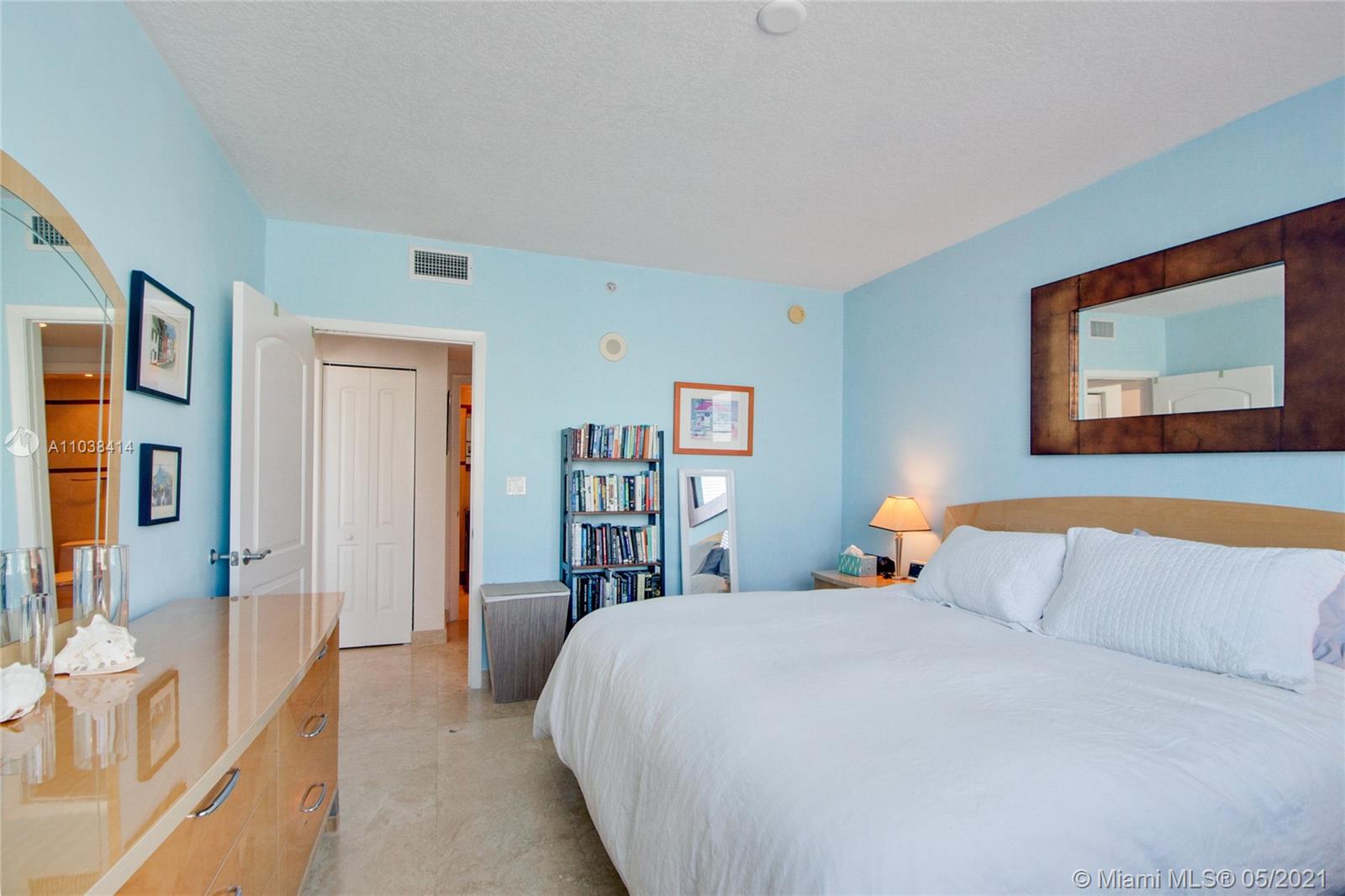 THE COSMOPOLITAN RESIDENC - Residential