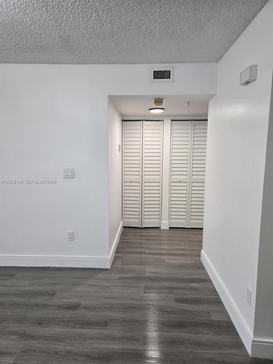 LAKE VIEW OF CALIF CLUB C - Residential Lease