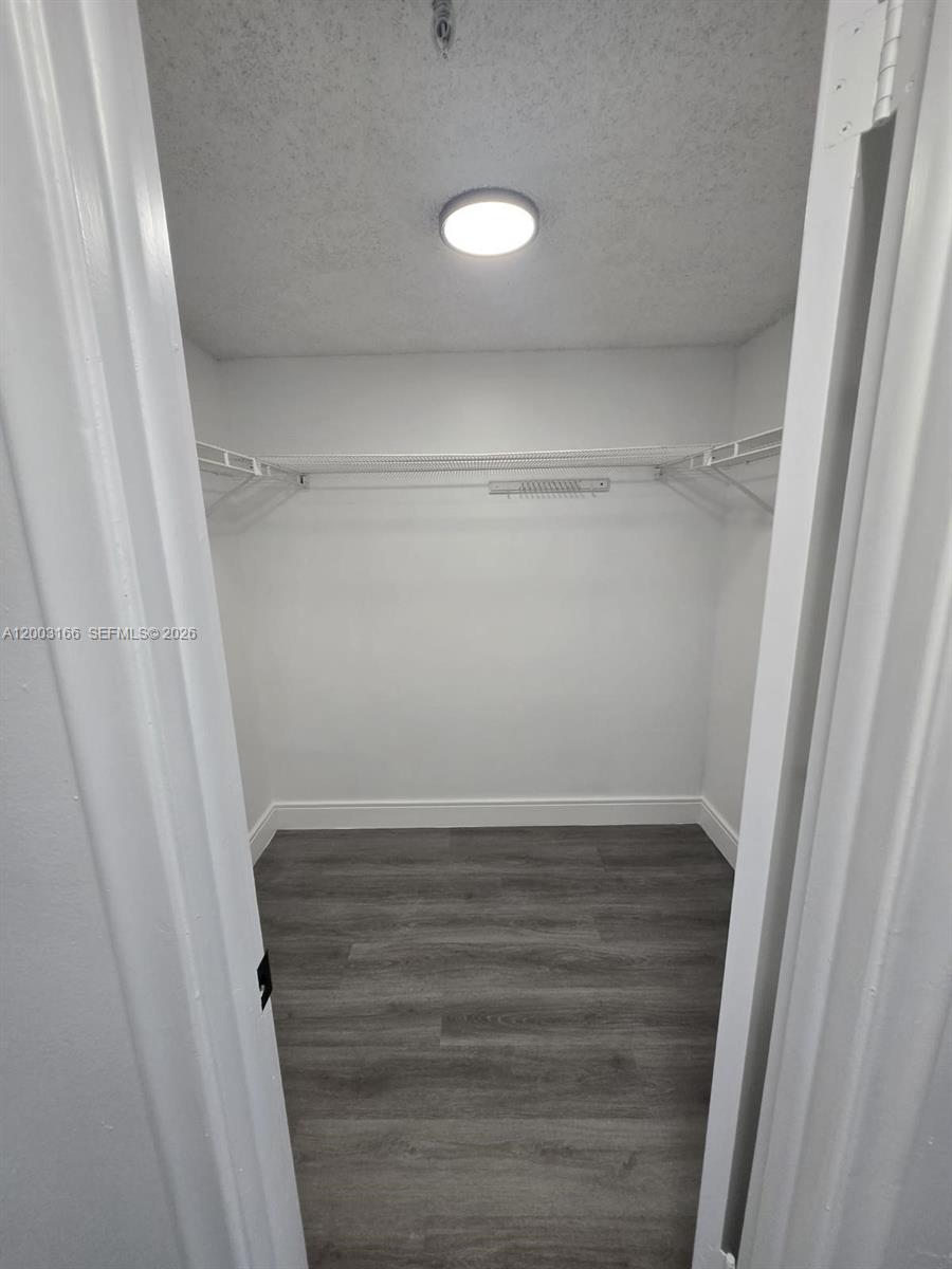 LAKE VIEW OF CALIF CLUB C - Residential Lease