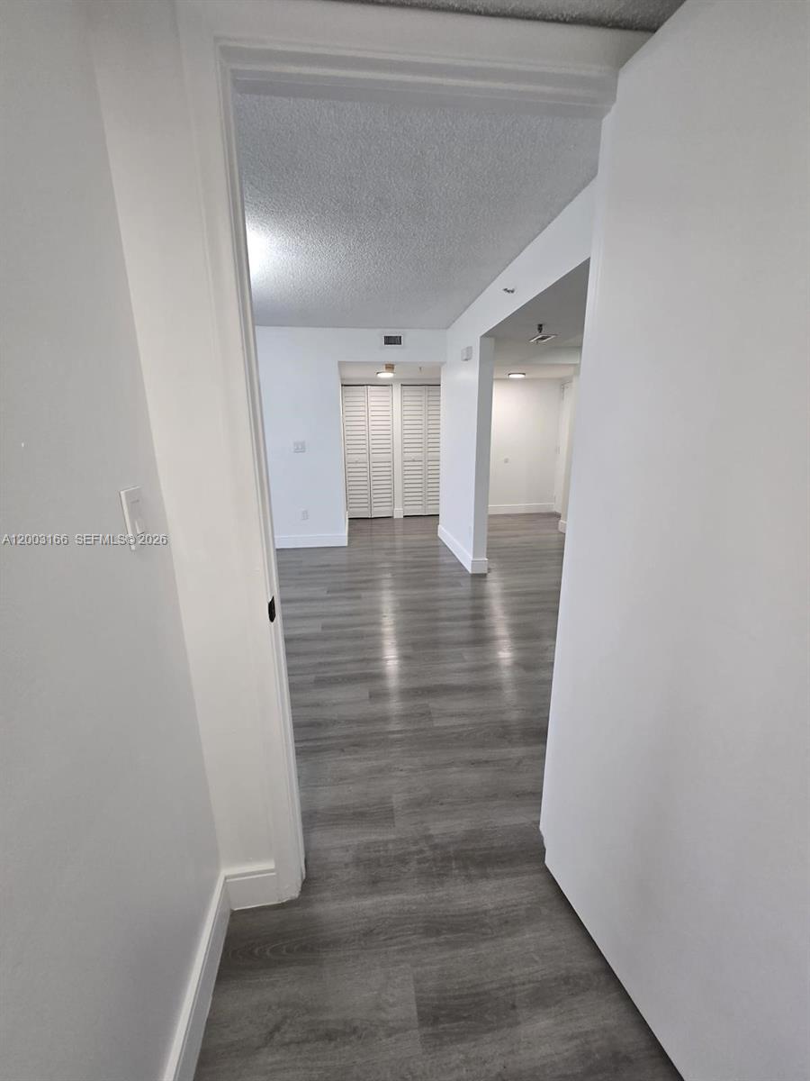 LAKE VIEW OF CALIF CLUB C - Residential Lease