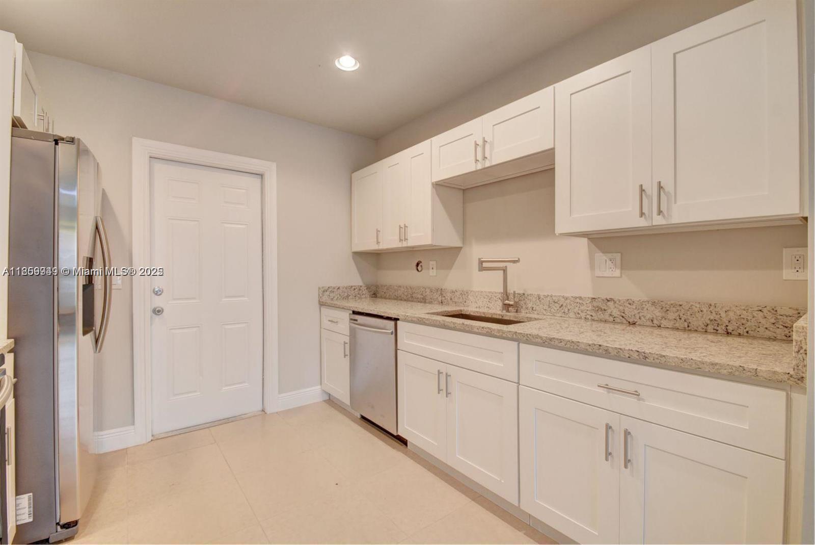 SEACREST PARK - Residential Lease
