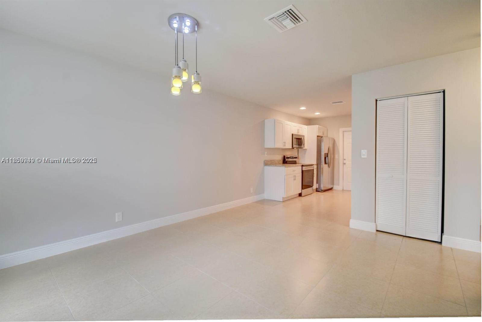 SEACREST PARK - Residential Lease