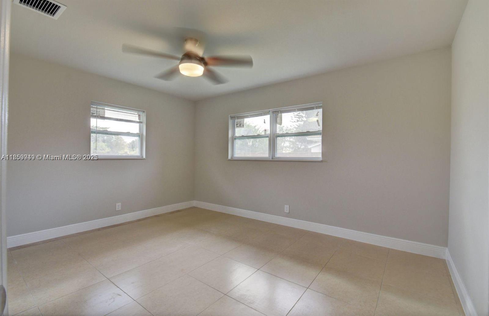 SEACREST PARK - Residential Lease