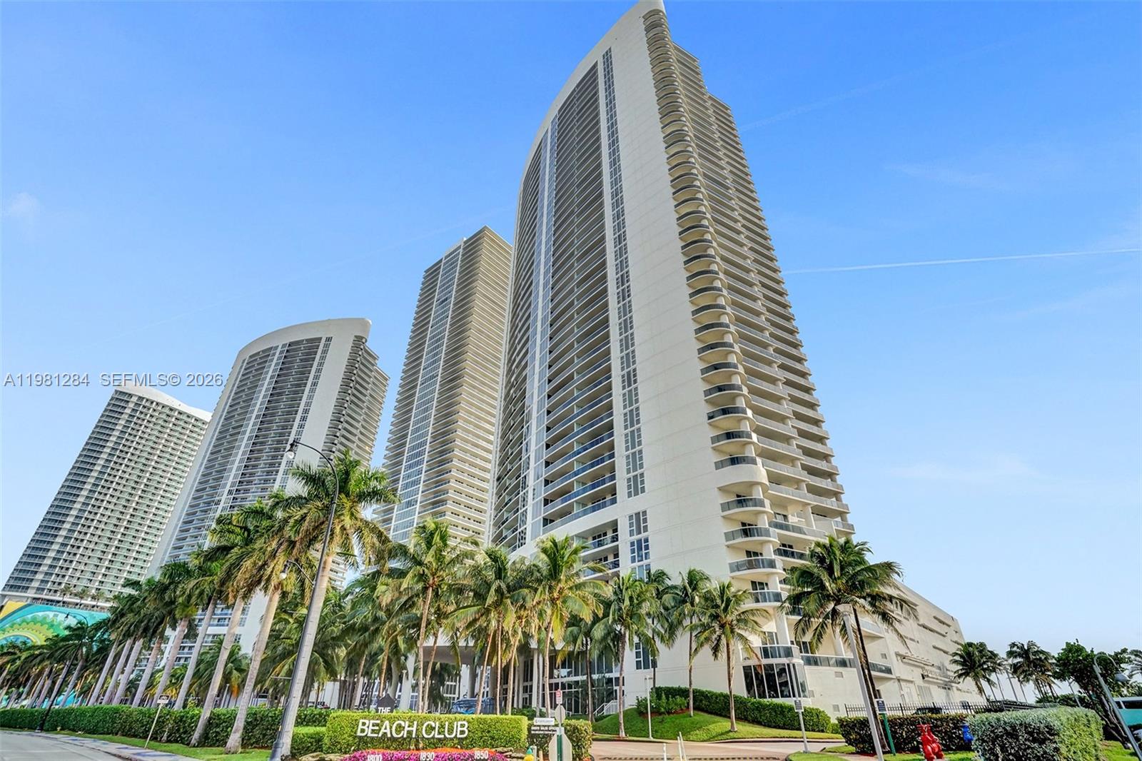 BEACH CLUB CONDO - Residential Lease