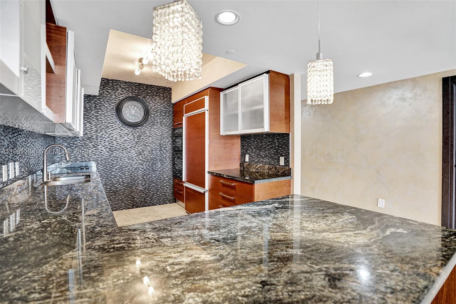 BEACH CLUB CONDO - Residential Lease