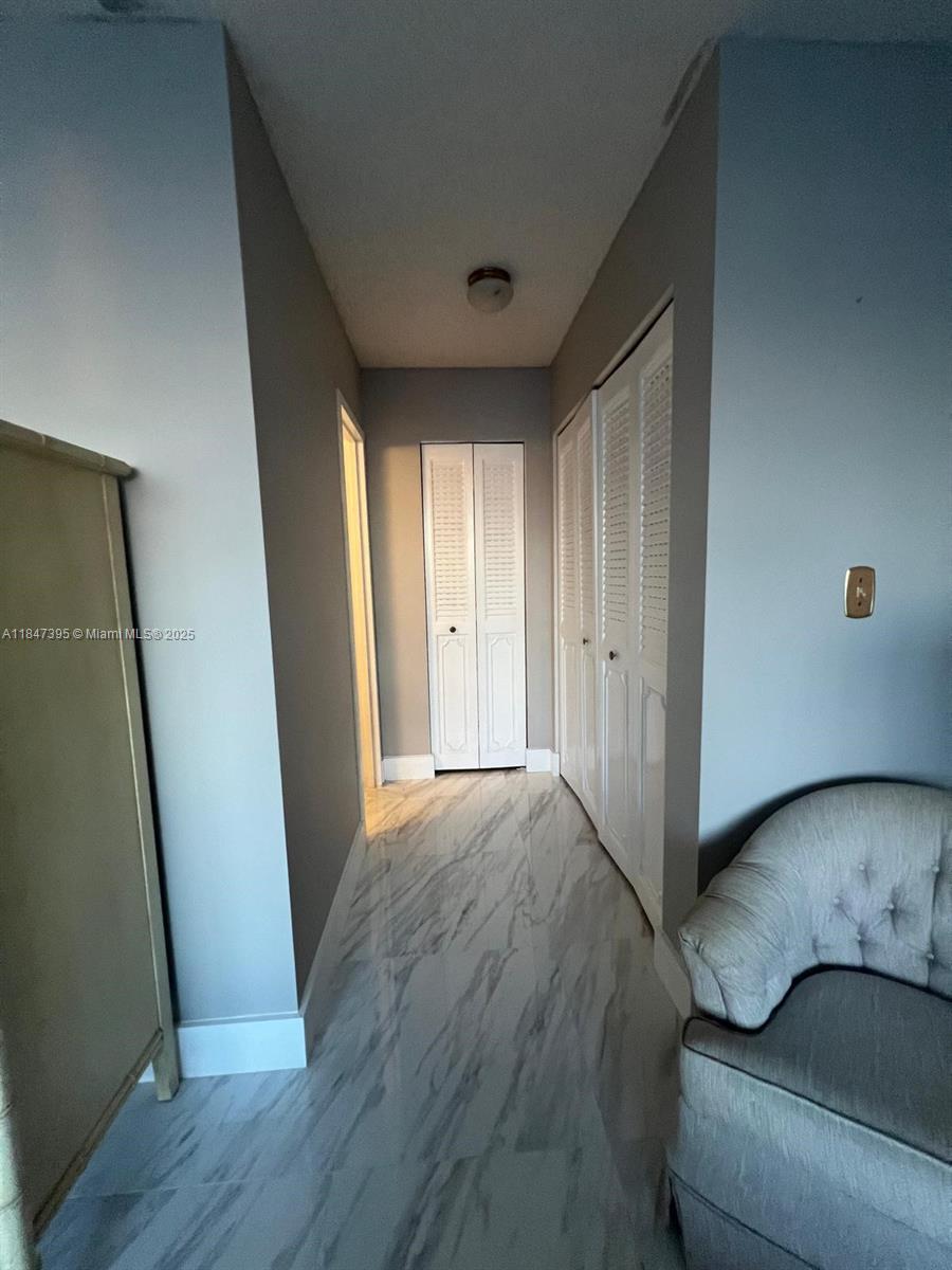 LAKE POINT TOWER CONDOMIN - Residential