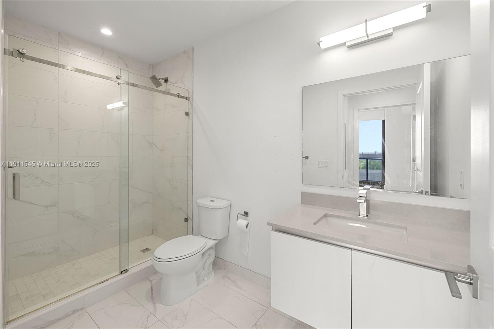 Slate Hallandale - Residential Lease