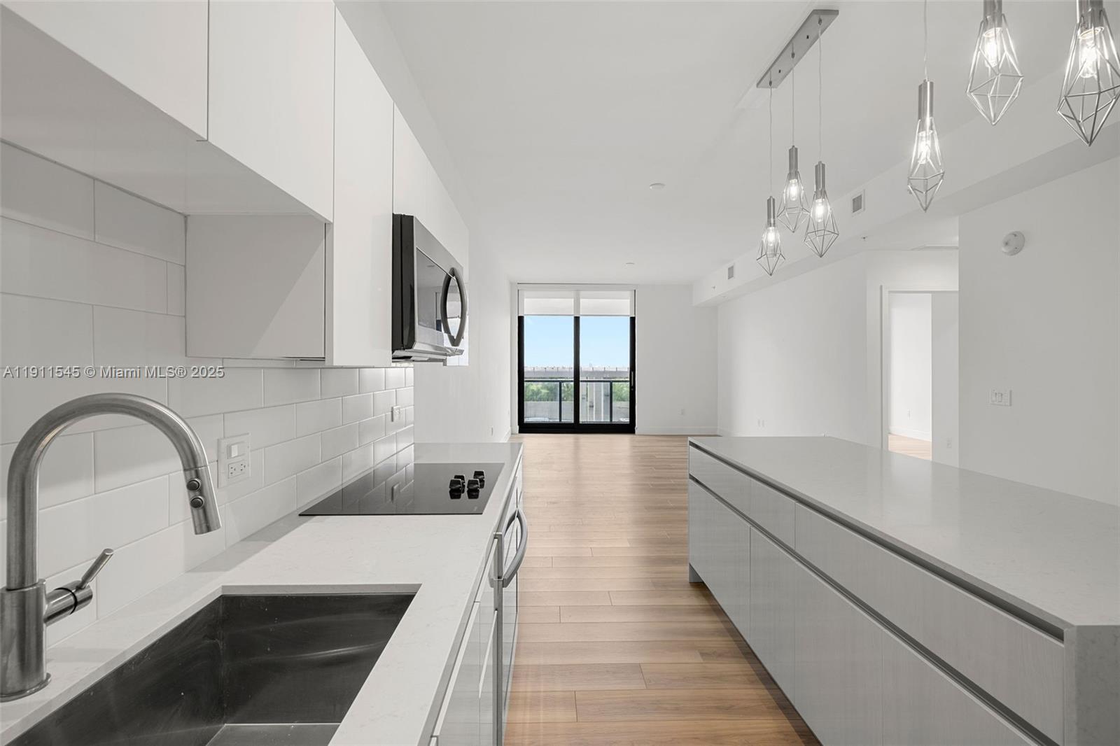 Slate Hallandale - Residential Lease