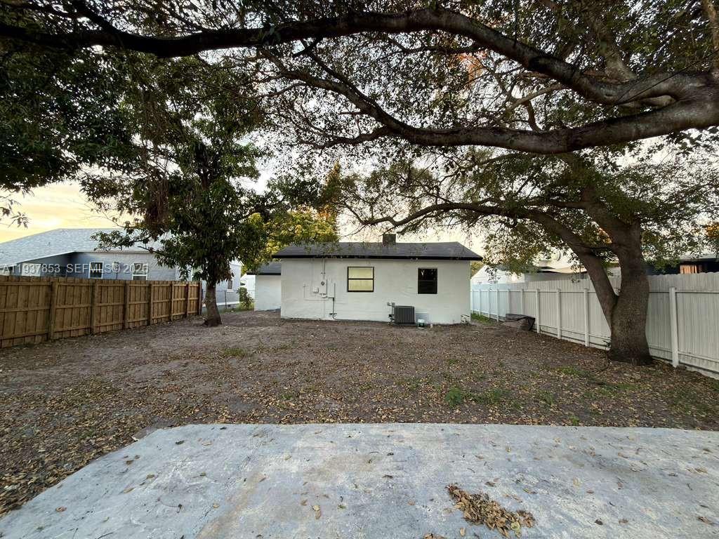 STEPHEN MANOR - Residential