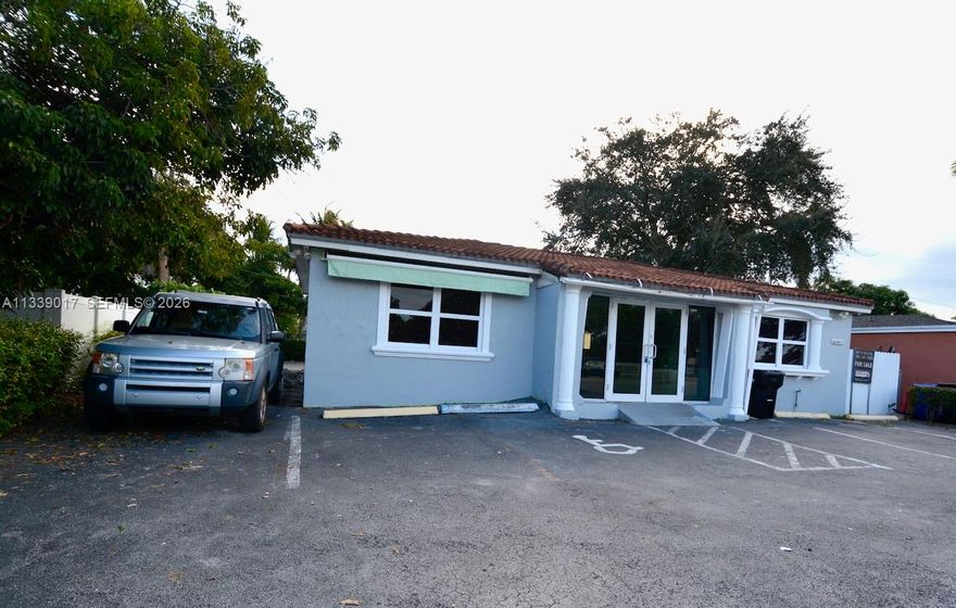 Freestanding Retail/Office building of 1900sf (approx.) on a 7,150sf lot in the Mixed-Use International Boulevard zoning district of North Miami Beach. Zoning allows for many varied commercial, residential or mixed-use opportunities.  Highly visible on NE 6th Ave just 1/2 mile from I-95 with parking in front and additional parking in the rear. Seller to provide & pay for title insurance policy & select title/closing agent.