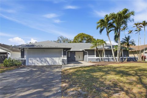 Photo of 2791 SW 86th Way, Davie, FL 33328 (MLS # A11966193)