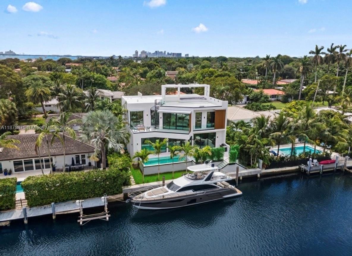 RIVER BAY PARK ADDN - Residential