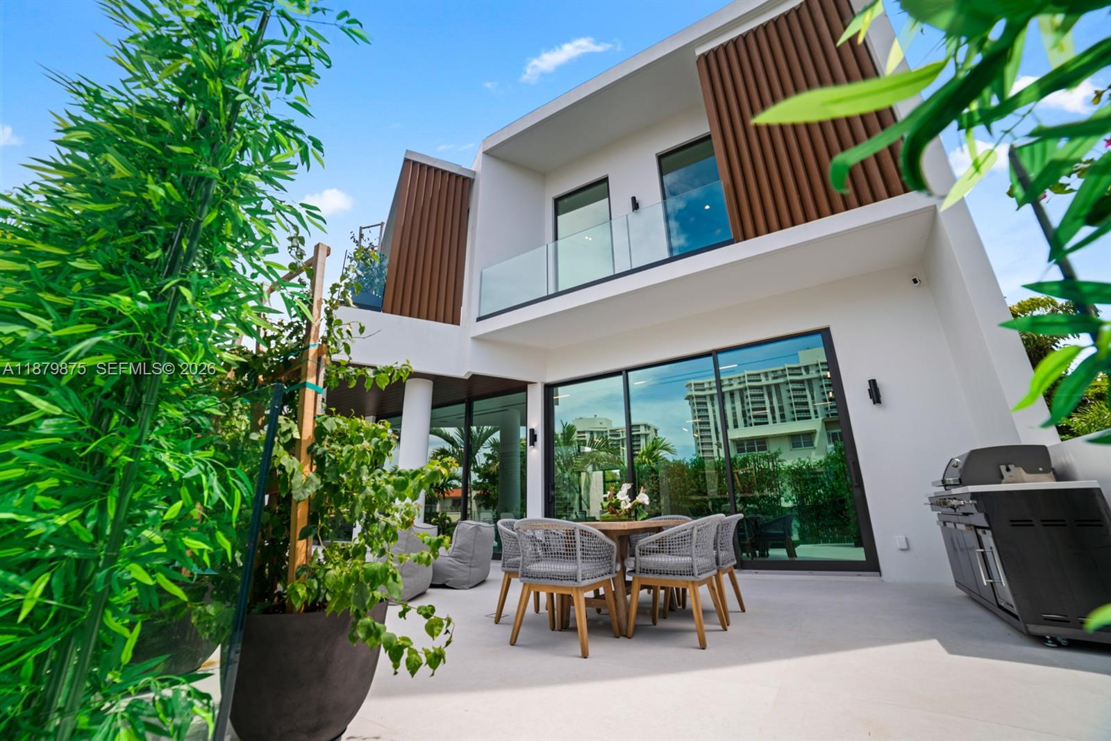 RIVER BAY PARK ADDN - Residential