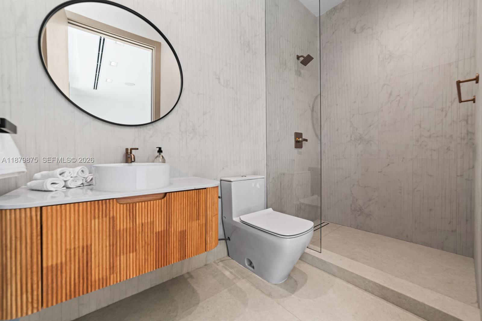 RIVER BAY PARK ADDN - Residential