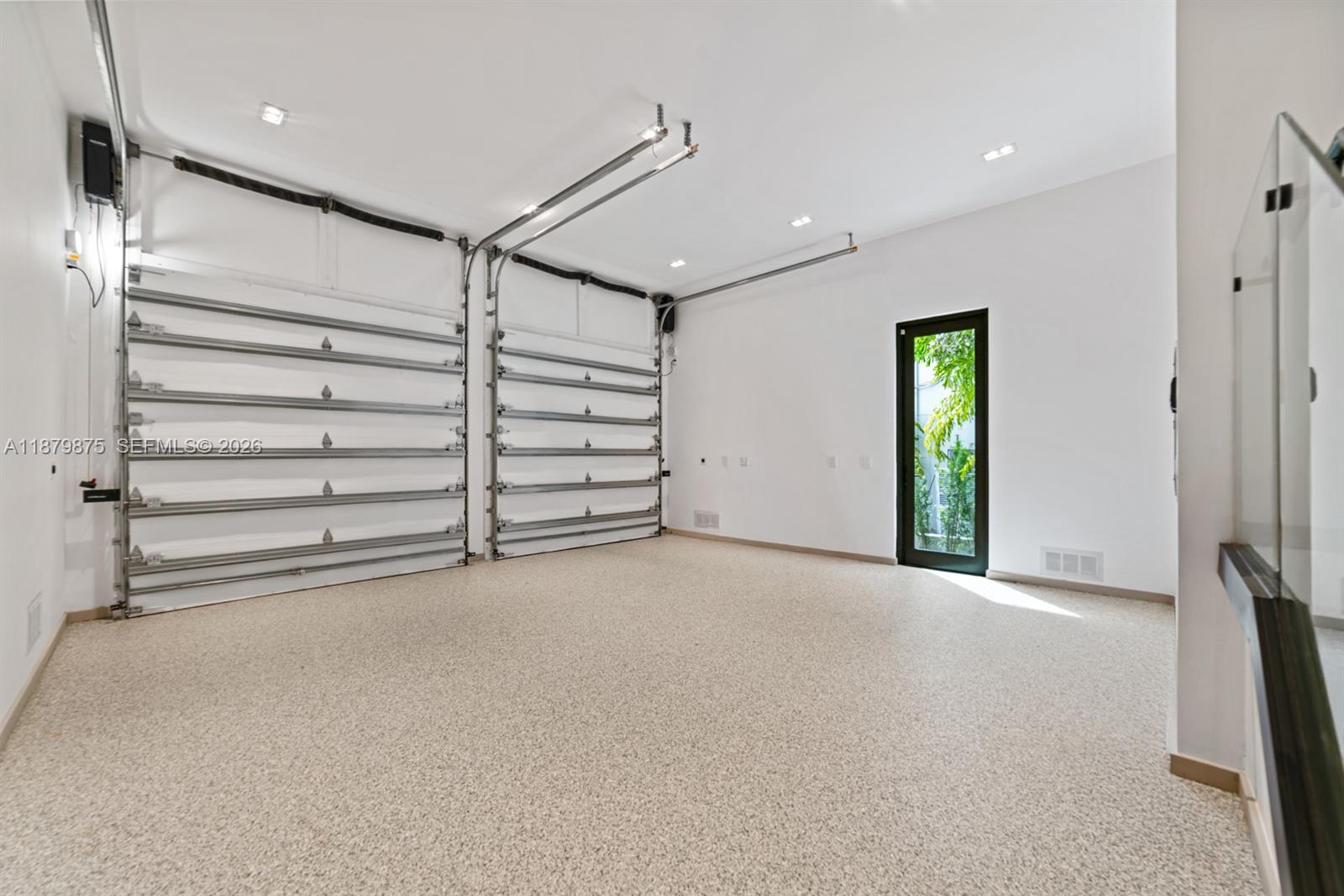 RIVER BAY PARK ADDN - Residential