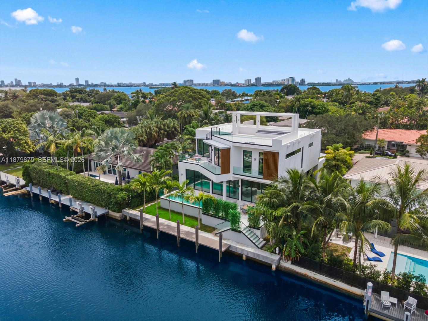 RIVER BAY PARK ADDN - Residential