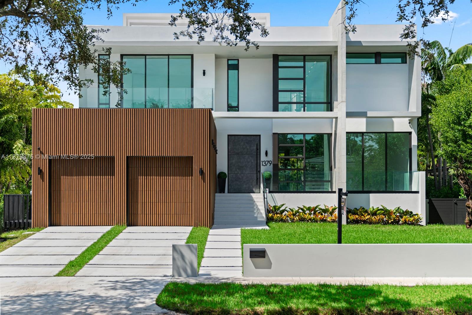 RIVER BAY PARK ADDN - Residential