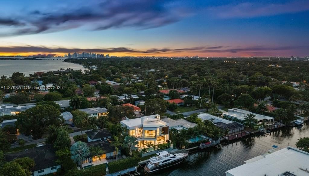 RIVER BAY PARK ADDN - Residential