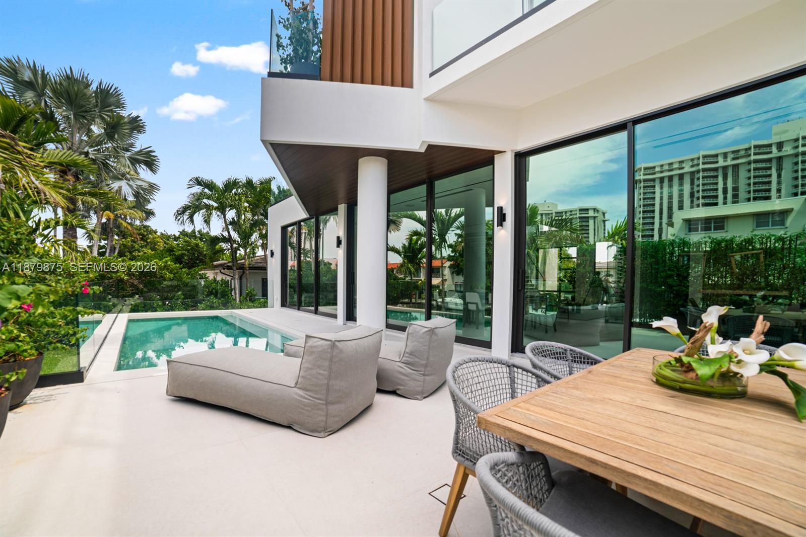 RIVER BAY PARK ADDN - Residential