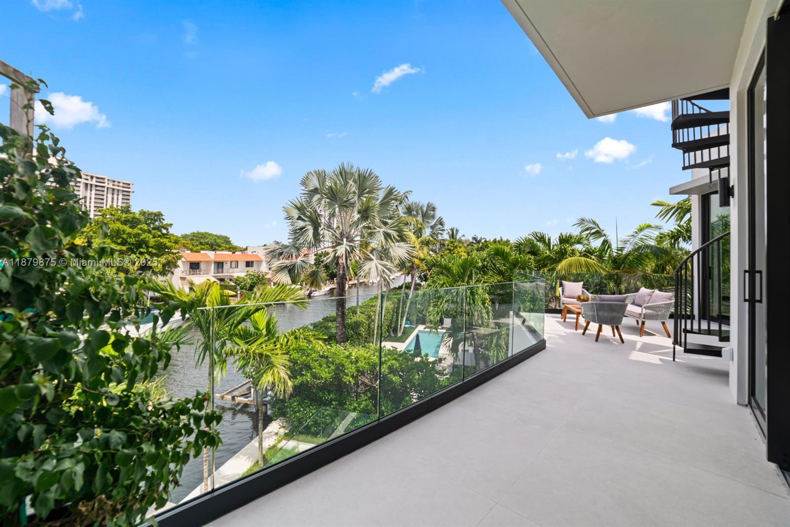 RIVER BAY PARK ADDN - Residential