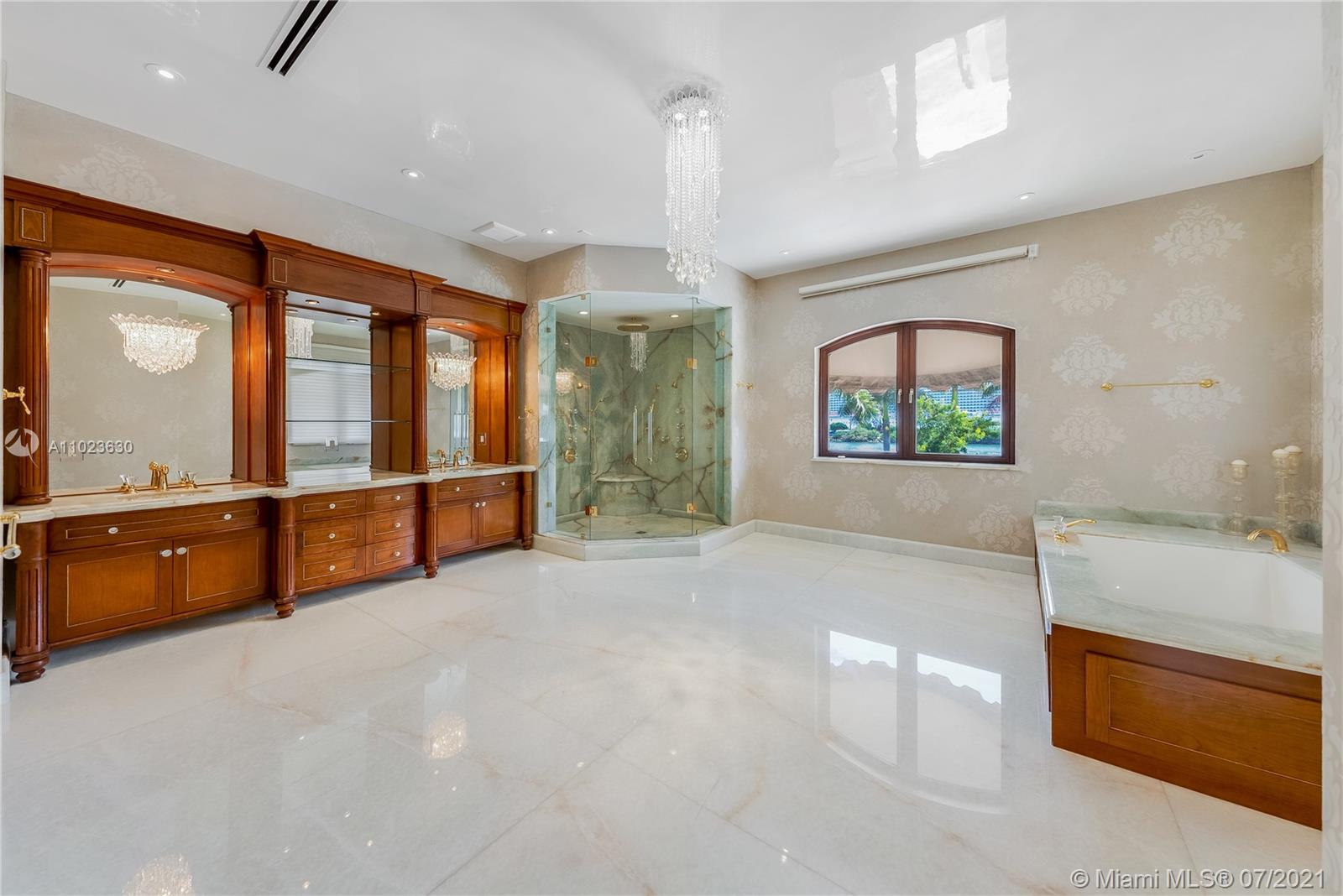 PALM ISLAND - Residential