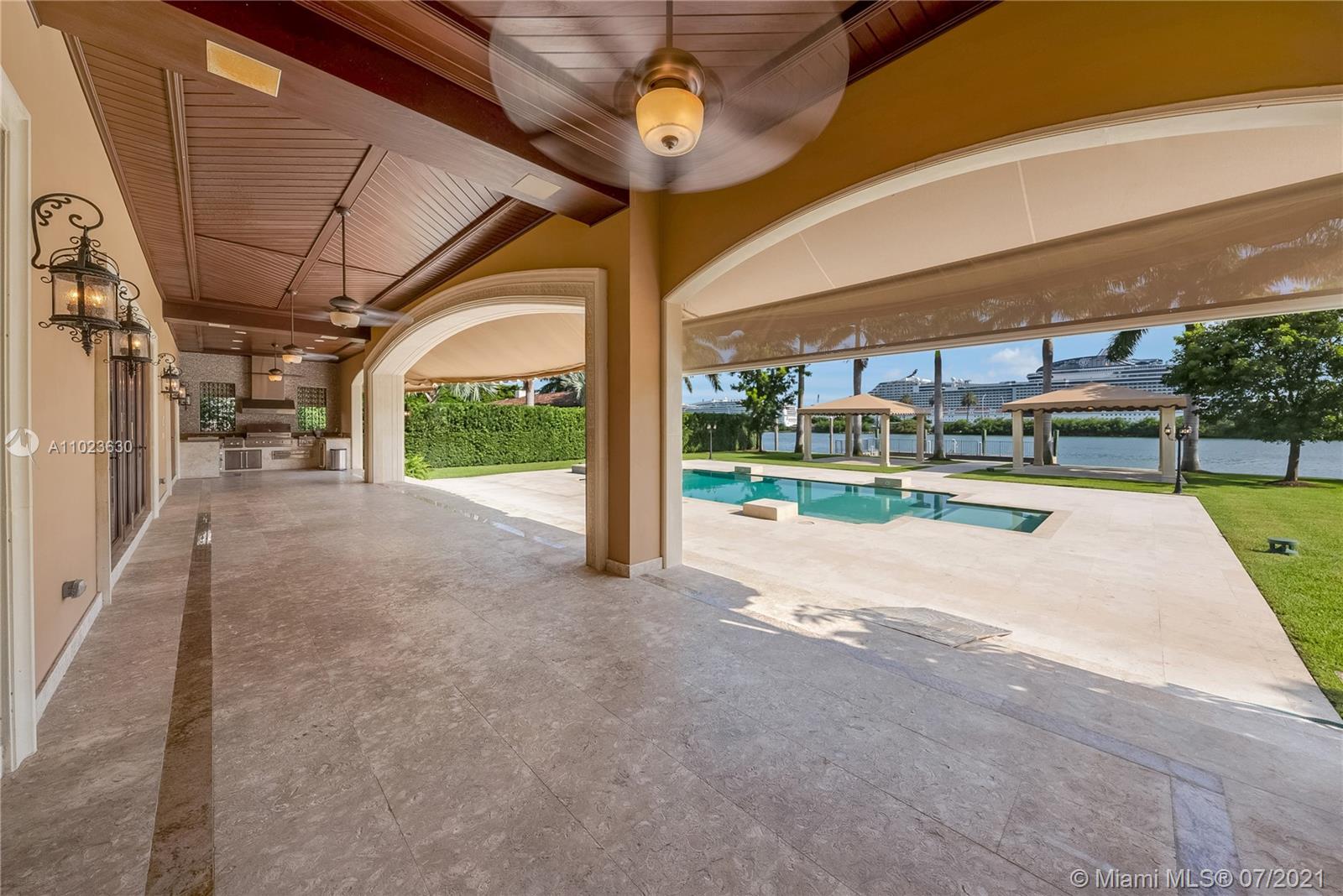 PALM ISLAND - Residential