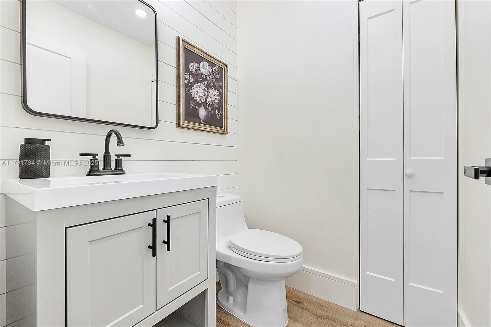 LAKE PLACID - Residential Lease