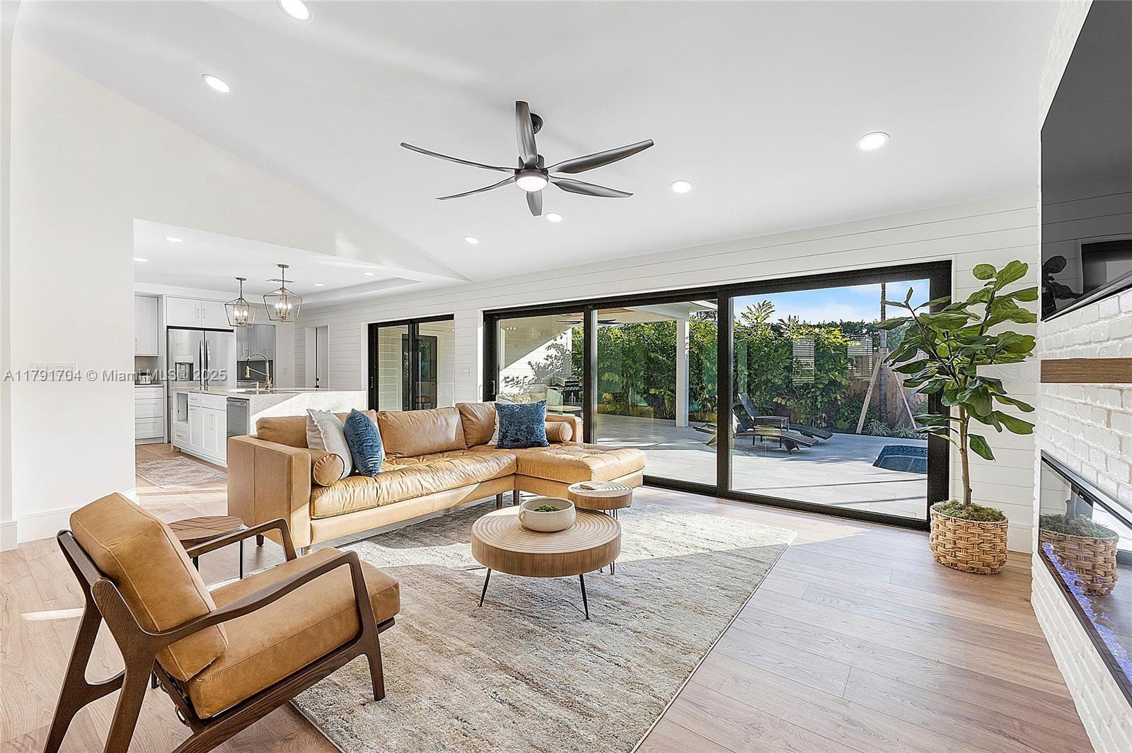 LAKE PLACID - Residential Lease