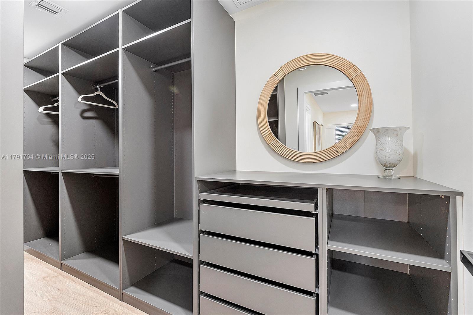 LAKE PLACID - Residential Lease