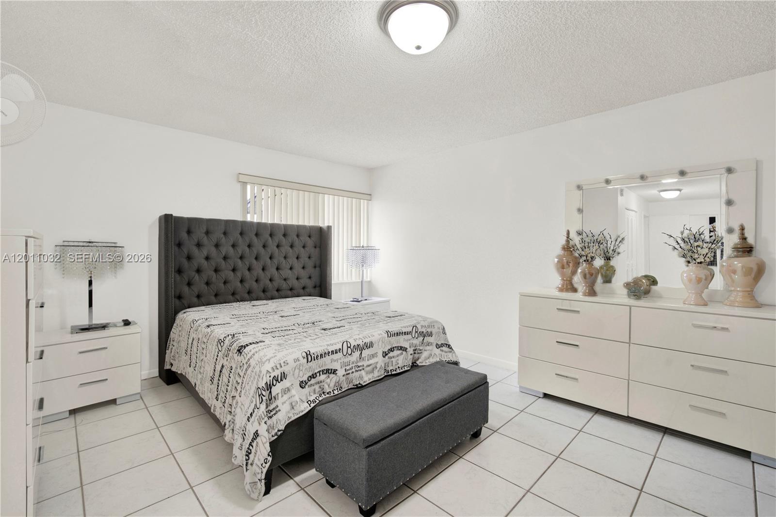 CONTINUUM CONDO PH II - Residential
