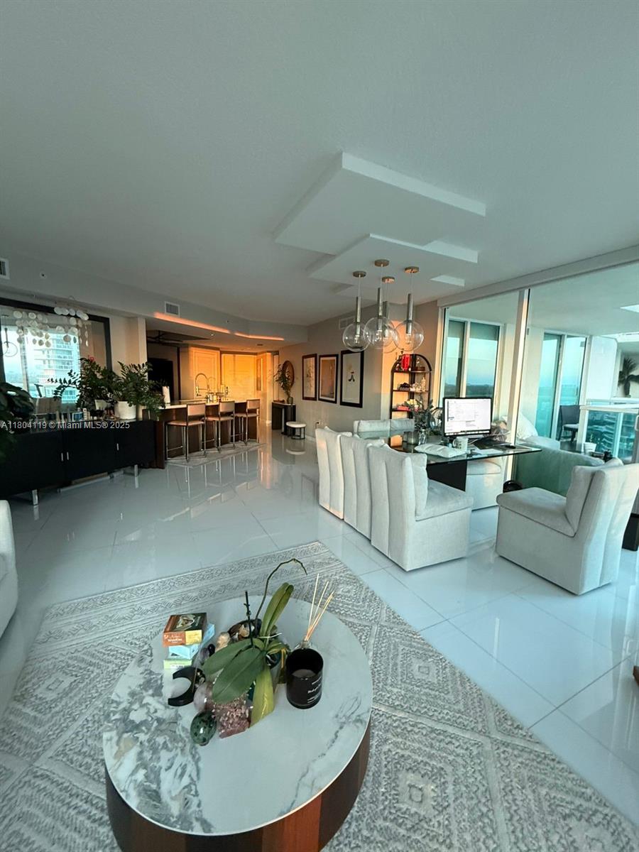 ST TROPEZ ON THE BAY III - Residential Lease