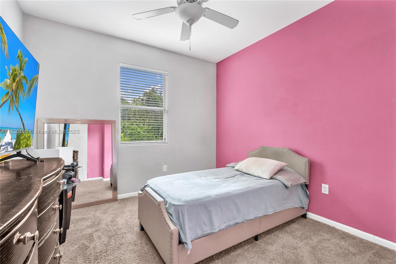 VENTANAS AT HOMESTEAD - Residential