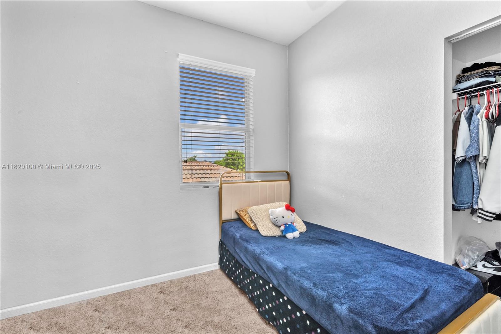 VENTANAS AT HOMESTEAD - Residential