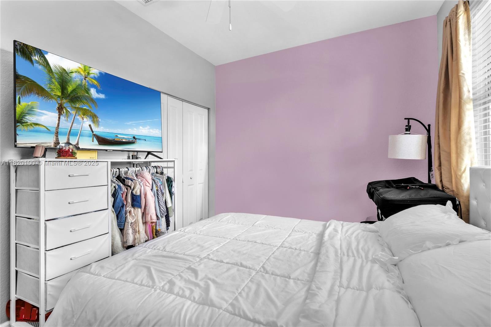 VENTANAS AT HOMESTEAD - Residential