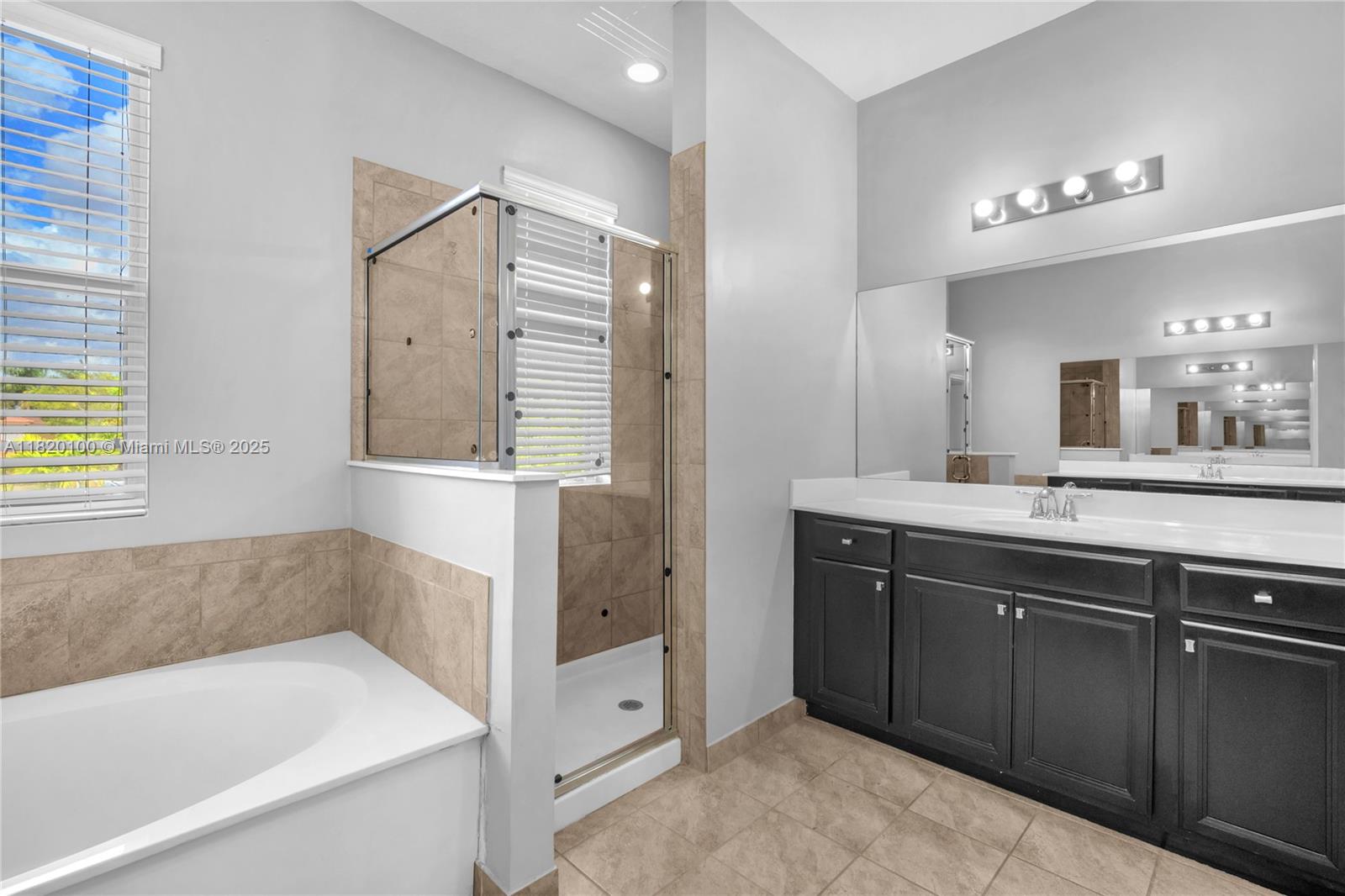 VENTANAS AT HOMESTEAD - Residential