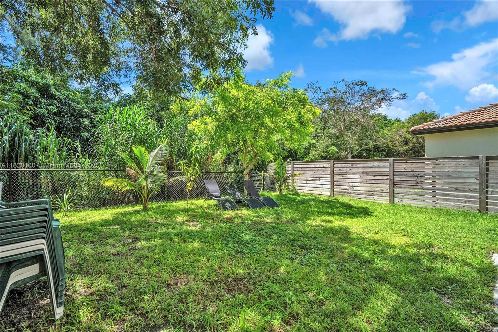 VENTANAS AT HOMESTEAD - Residential
