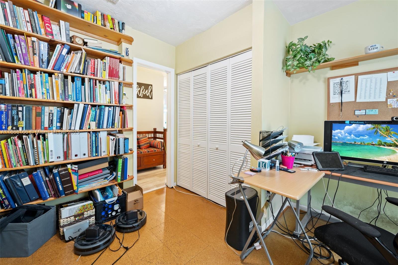 PEMBROKE LAKES SEC 6 - Residential