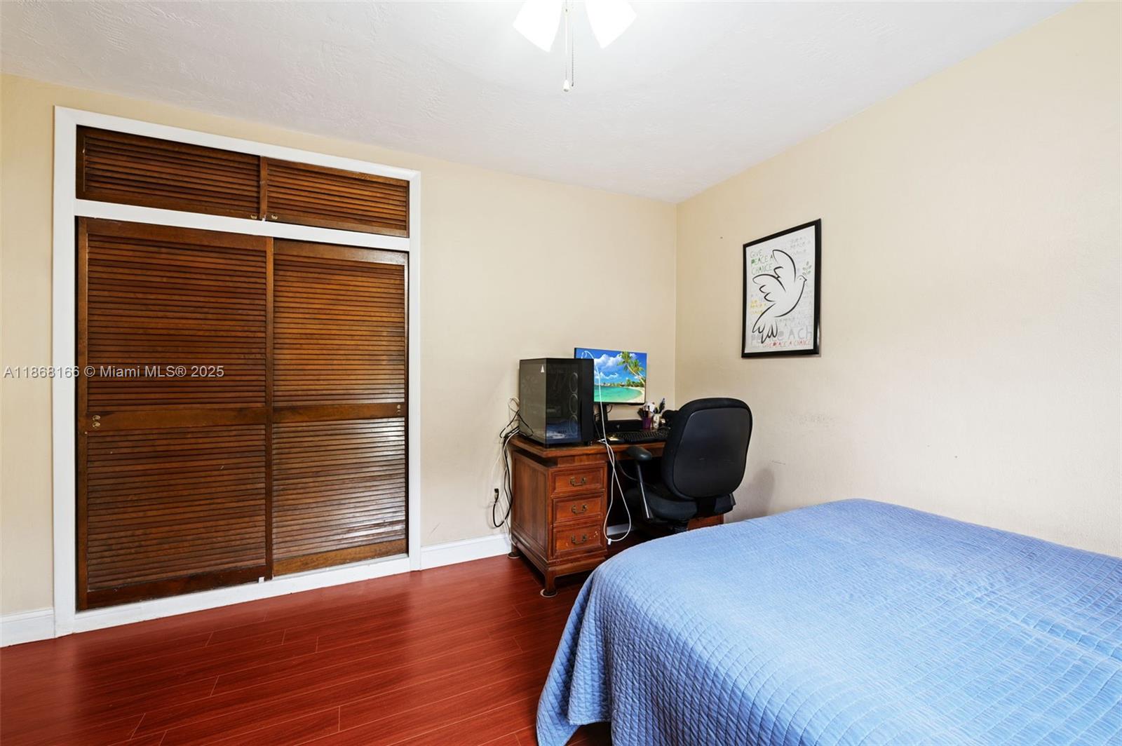 PEMBROKE LAKES SEC 6 - Residential