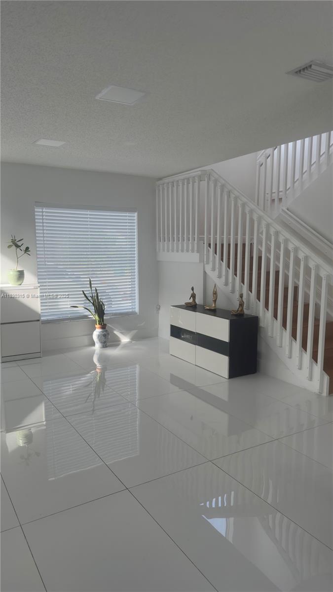 12923 SW 207th Ter