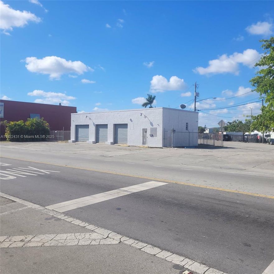 Great opportunity for a developer with great potential corner lot < KROME AV and FLAGLER> middle of beautiful downtown homestead ! last used as a mechanic shop with 3 bays with roll up doors, office, bathroom and plenty of parking but as per city zoning > This property falls under an overlay called RTDO (Rapid Transit Development Overlay) approved up to 4 stories with a total of 13 units...This makes this property very appealing with many possibilities. VACANT easy to show !