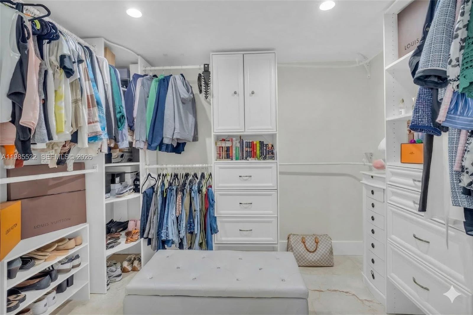 CORAL PARK ESTATES SEC 1 - Residential